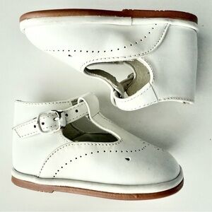 Toddler/Enfant Bebe Classic White Shoes - Size 2 (11cm)